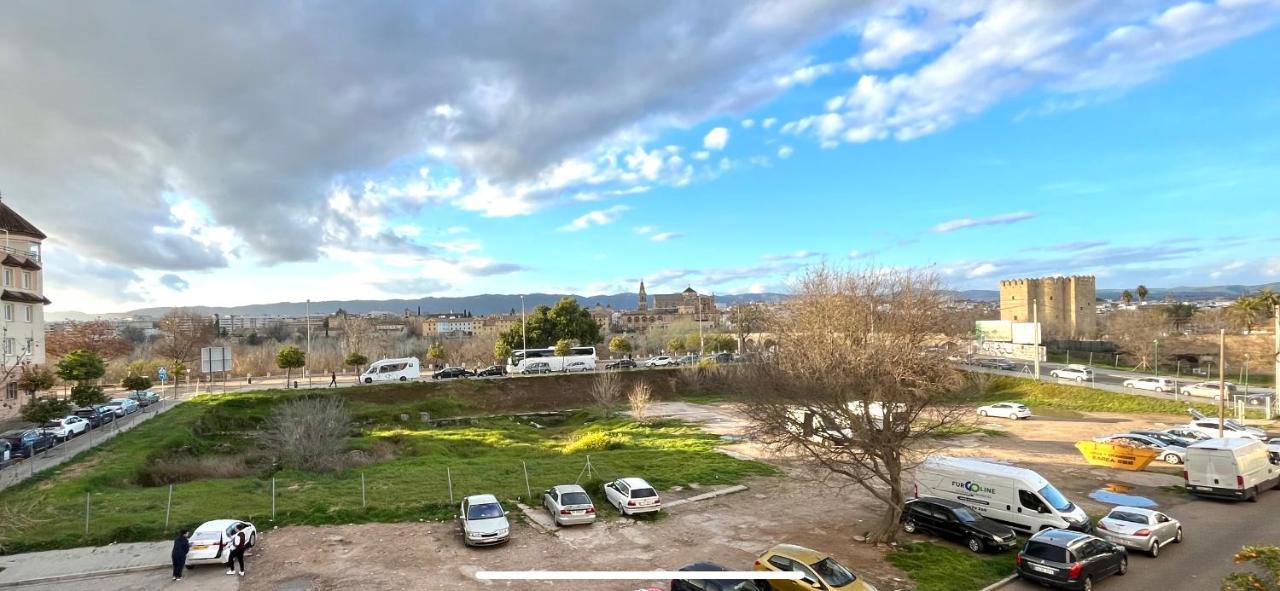 Апартаменты Puente A La Mezquita - Free Parking Кордова Экстерьер фото